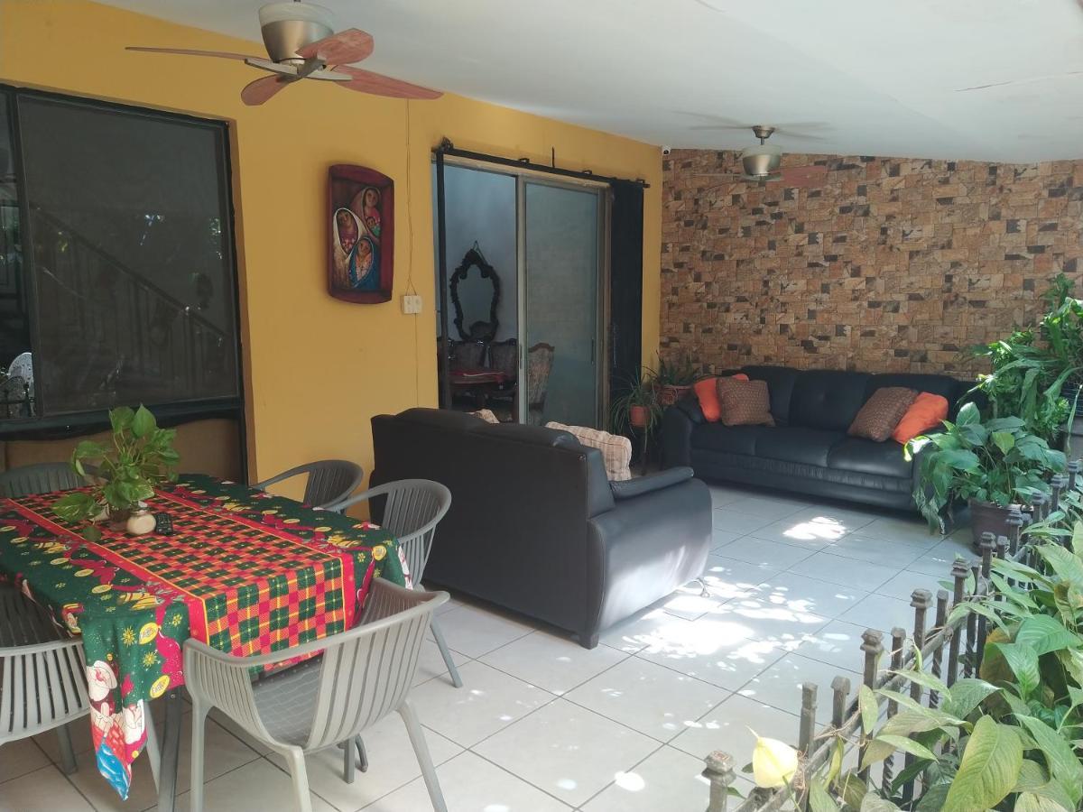 Hotel Antiguo Antiguo Cuscatlán Zewnętrze zdjęcie