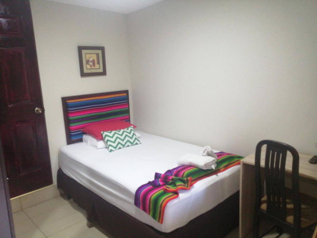 Hotel Antiguo Antiguo Cuscatlán Zewnętrze zdjęcie