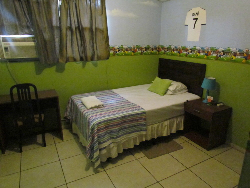 Hotel Antiguo Antiguo Cuscatlán Zewnętrze zdjęcie