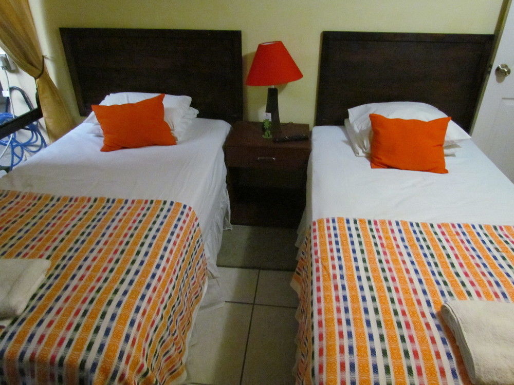 Hotel Antiguo Antiguo Cuscatlán Zewnętrze zdjęcie